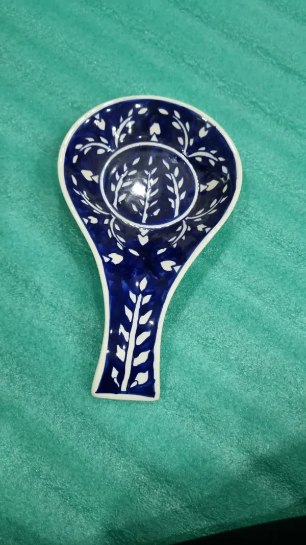 Pushpa Vintage Ceramic Spoon Rest